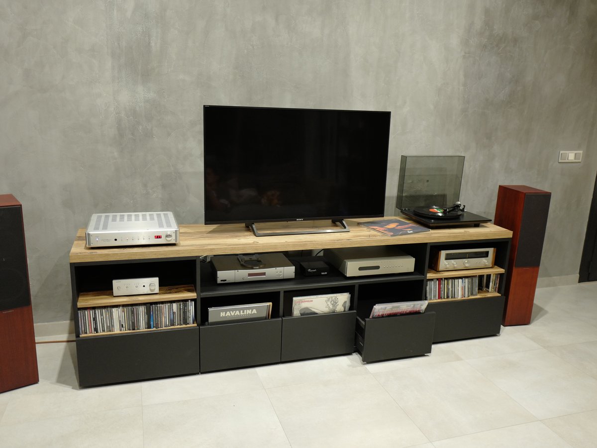 El mueble TV de Mónica