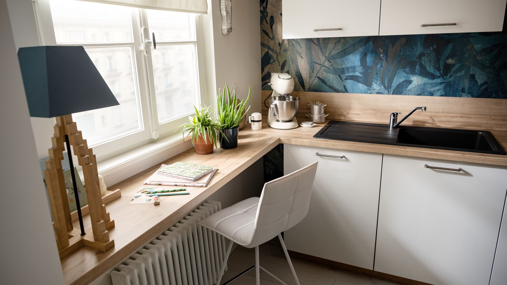 Small breakfast bar in front of the window