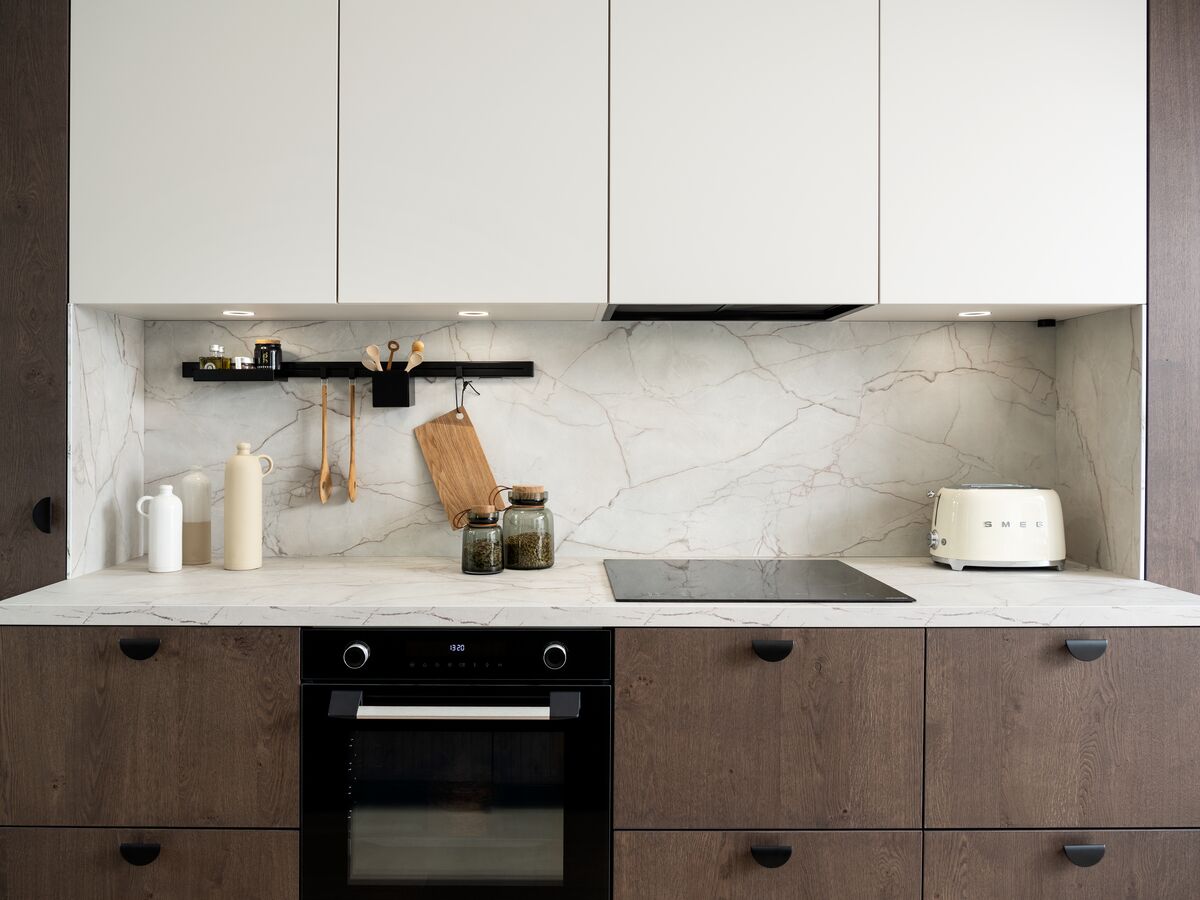 One wall fitted kitchen