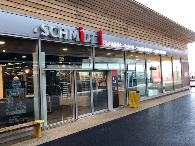 Magasin Schmidt Persan