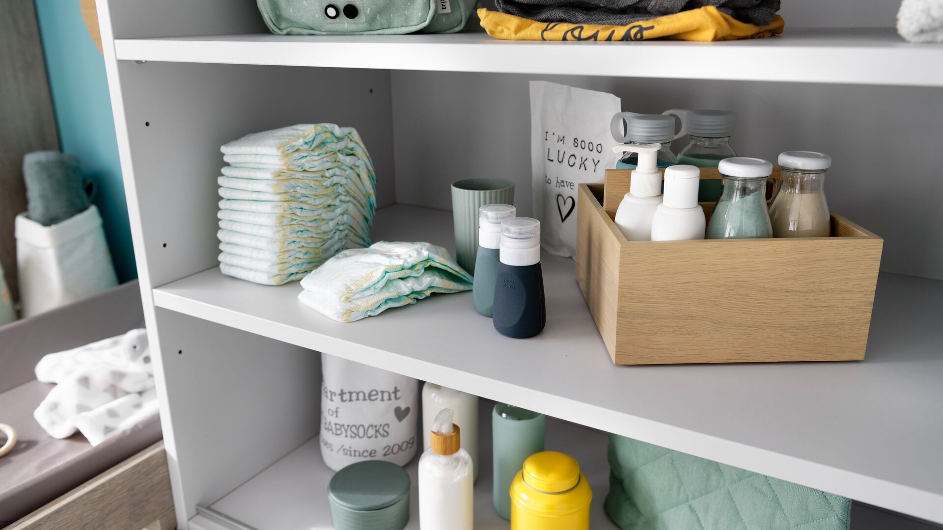 Vue intérieure meuble de rangement pour chambre enfant