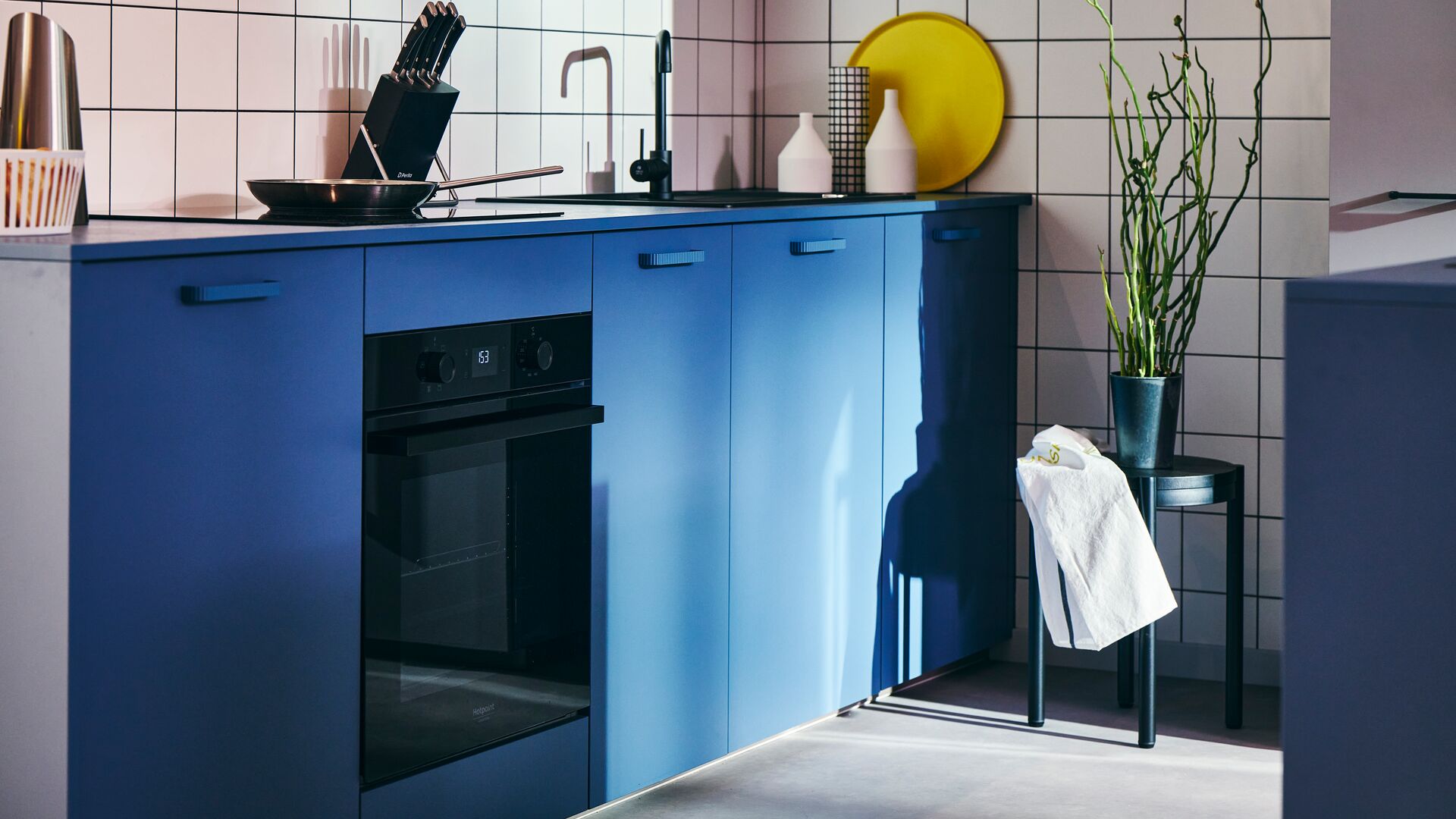 La cuisine bleue : une couleur intemporelle qui sublime votre intérieur 